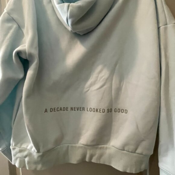 Fabletics Go-To Hoodie - Picture 5 of 8